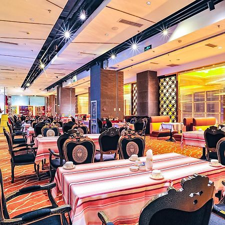 Uiles Hotel Hohhot Bagian luar foto