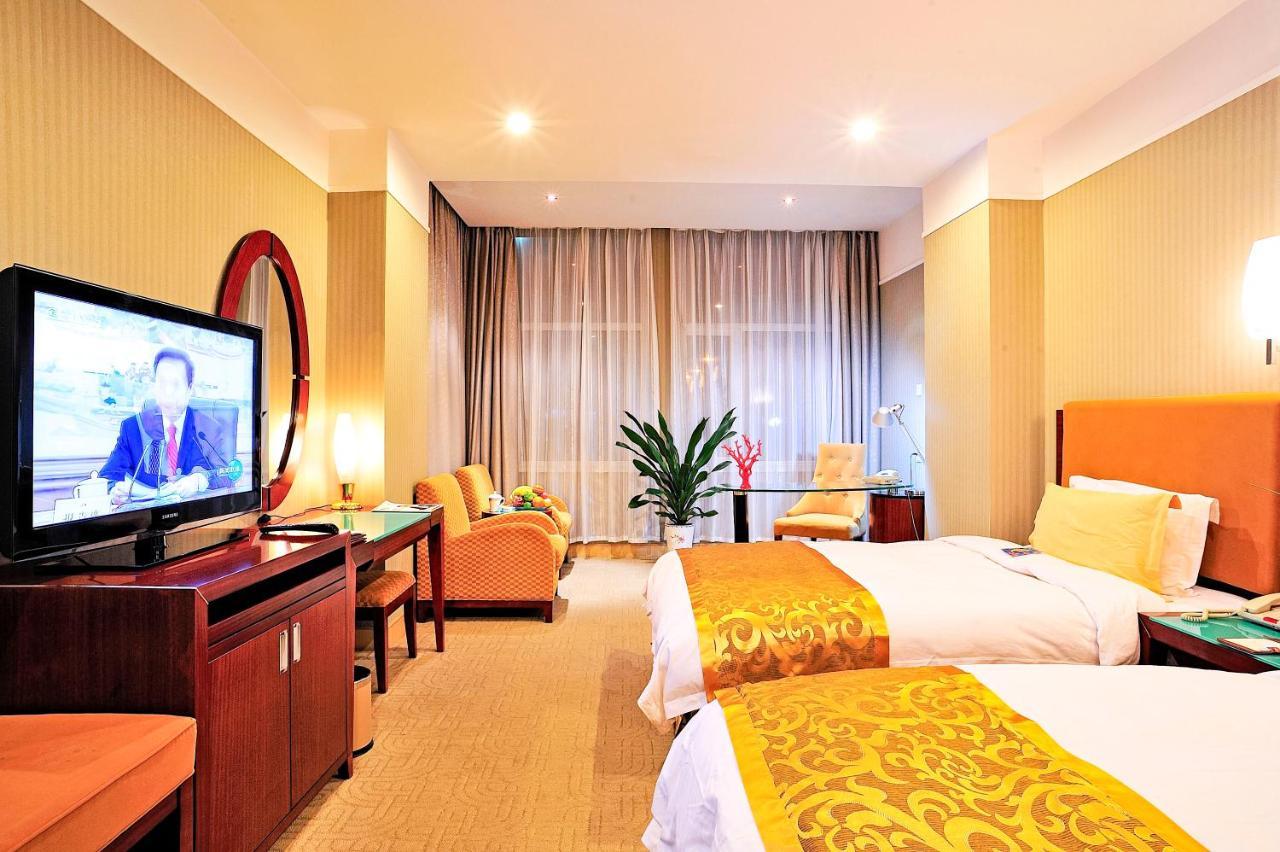 Uiles Hotel Hohhot Bagian luar foto