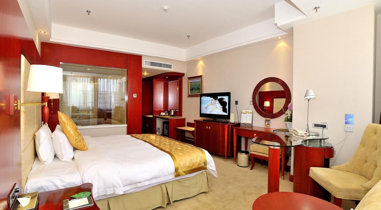 Uiles Hotel Hohhot Bagian luar foto