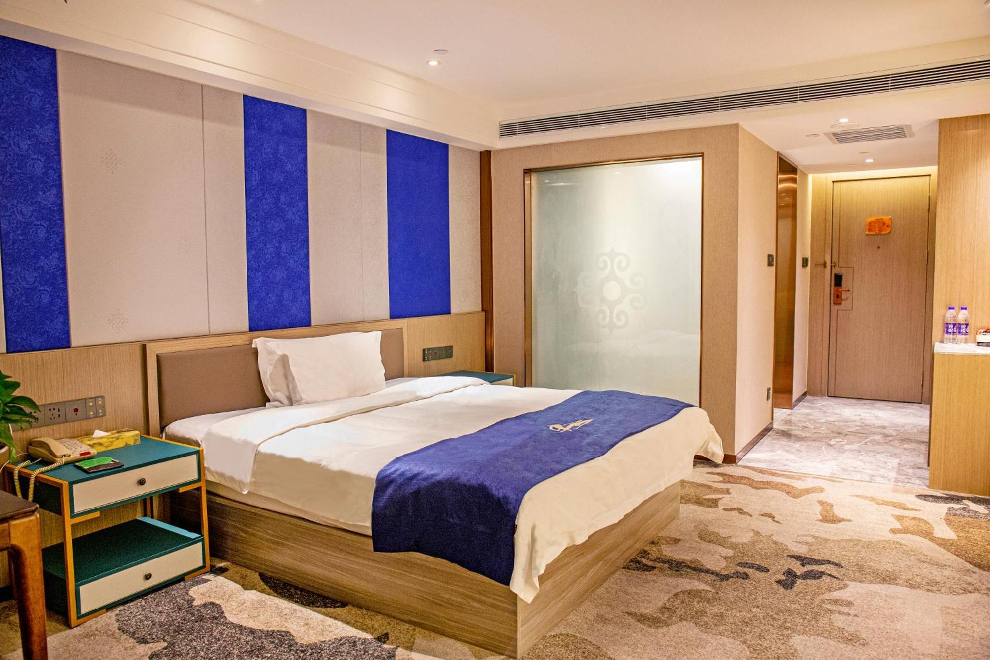 Uiles Hotel Hohhot Bagian luar foto