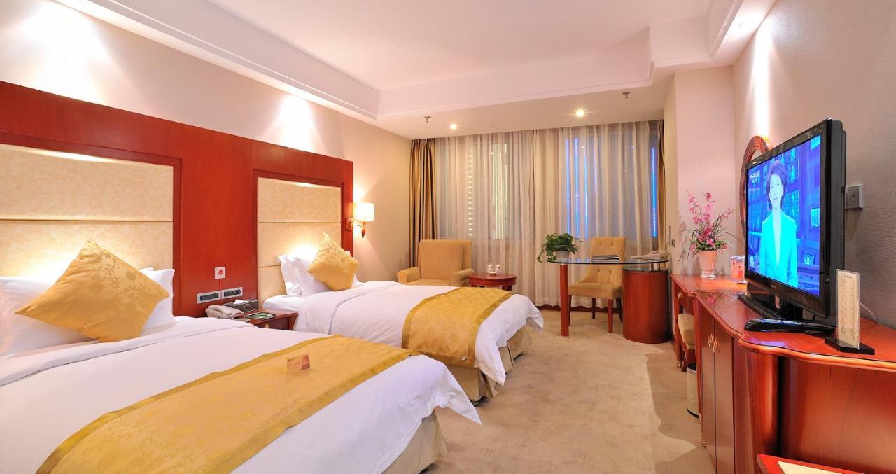 Uiles Hotel Hohhot Bagian luar foto
