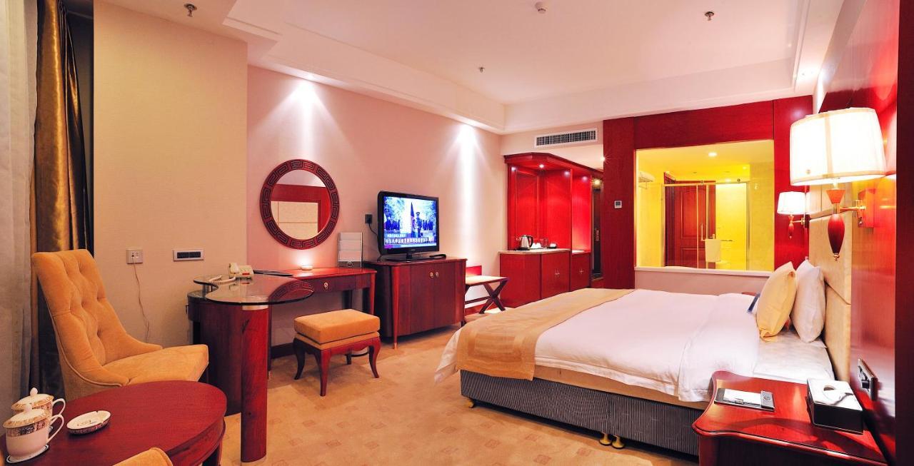Uiles Hotel Hohhot Bagian luar foto